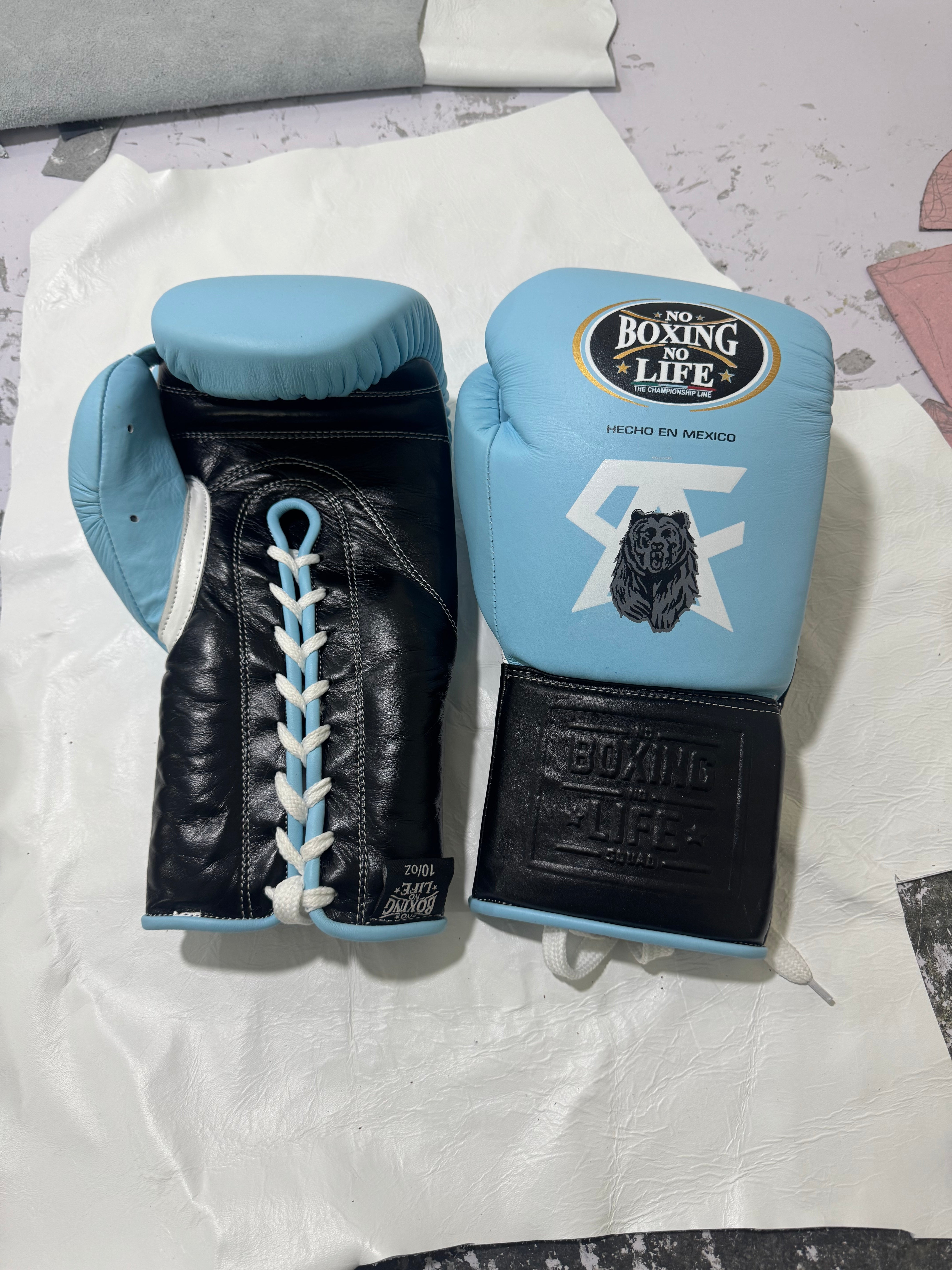 NO BOXING NO LIFE CA WITH BEAR LOGO SPECIAL EDITION TRAINING GLOVES - METALLIC GREEN / METALLIC GOLD | 100% Pure Leather | Best Choice for Fighters